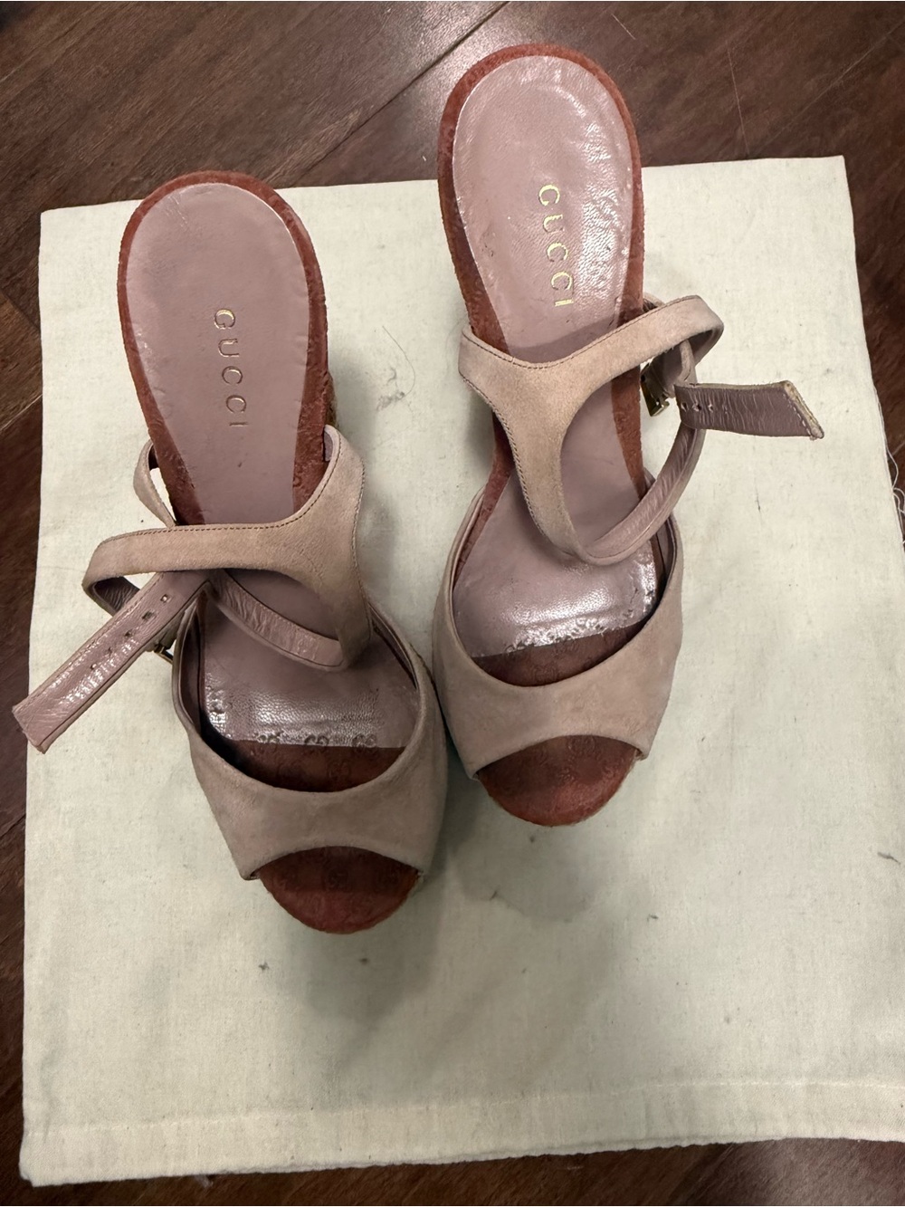 Gucci Light Beige Suede Open-Toe Heels with Gold Accent